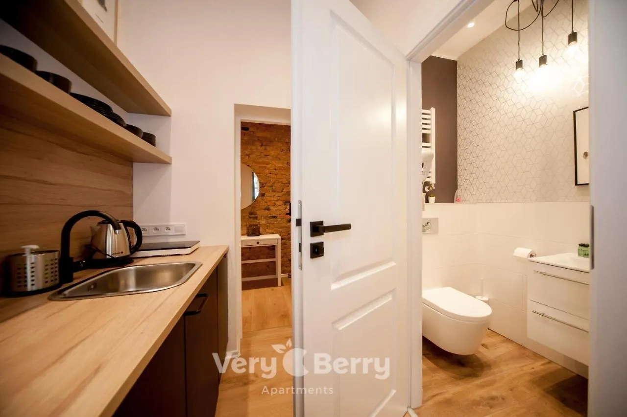 Very Berry - Glogowska 35A - Mtp Apartments - Self Check In 24H Poznan Poland